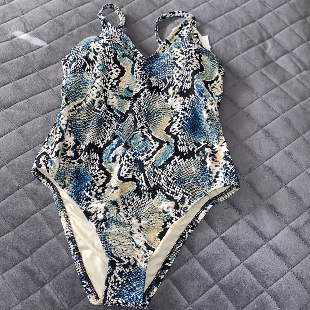 two swimsuits..👌🏼15 - Picture 2 of 6
